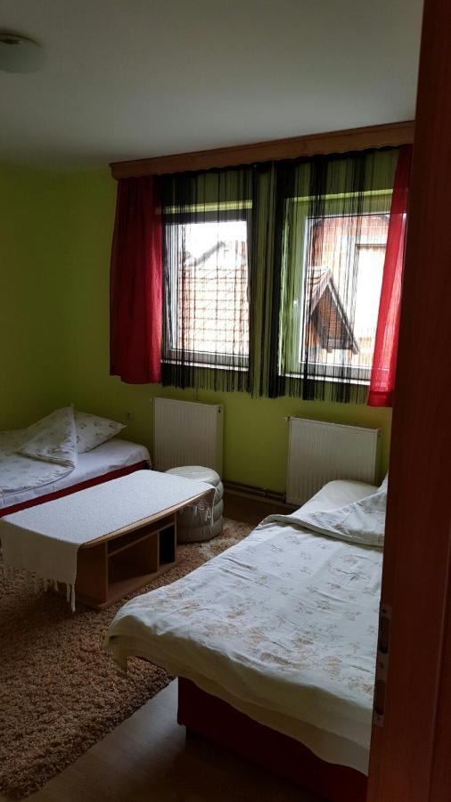 Apartmani Malina 3 Bijeljina Exterior foto